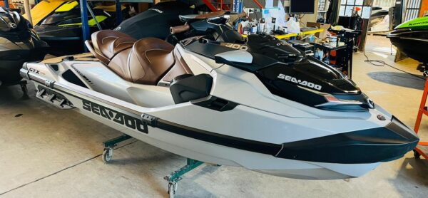 SEADOO GTX LTD 300 hp - immagine 4