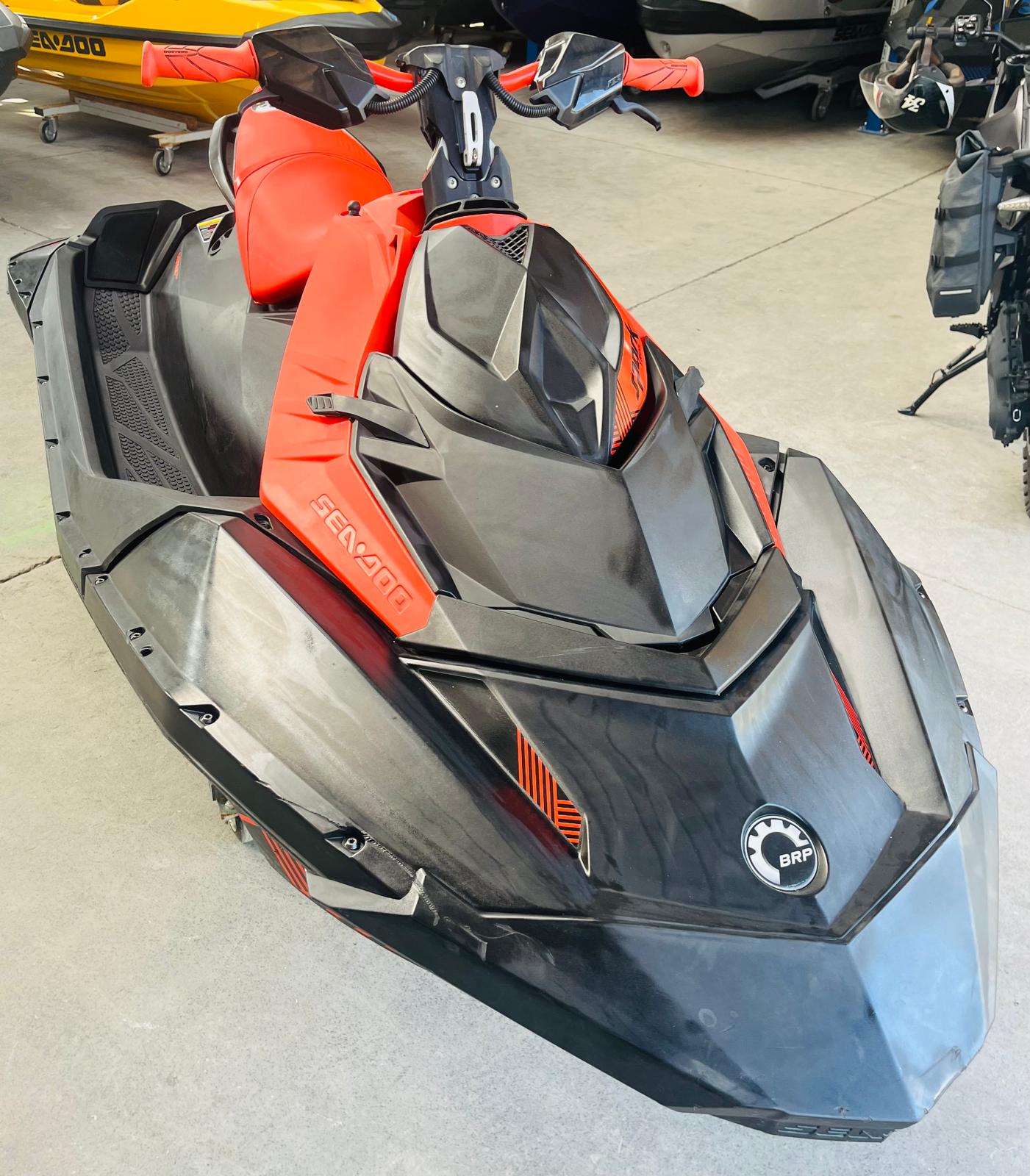 SEADOO SPARK TRIXX 90 Hp - immagine 2