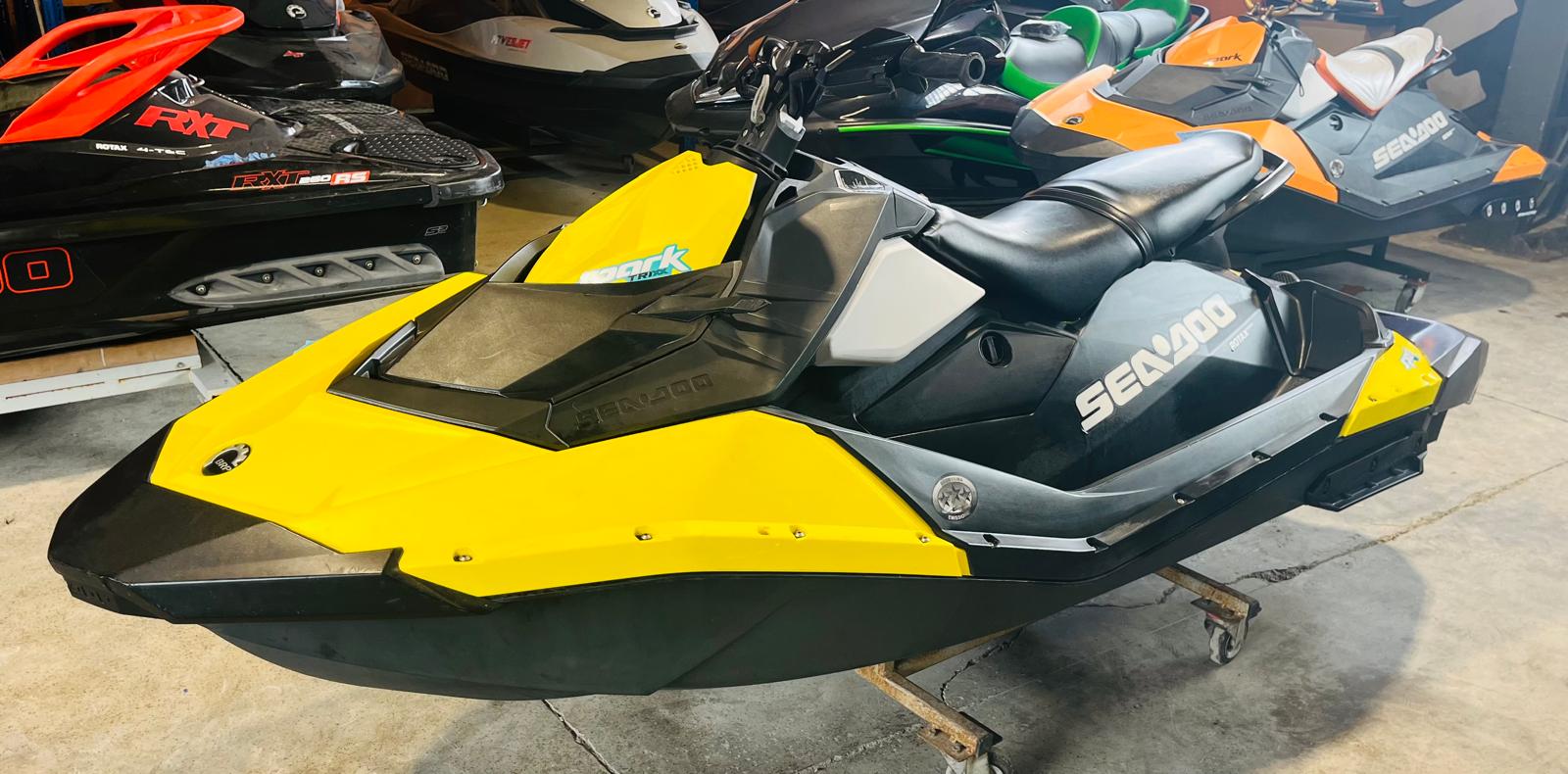 SEADOO Spark Trixx 3 up 90 hp