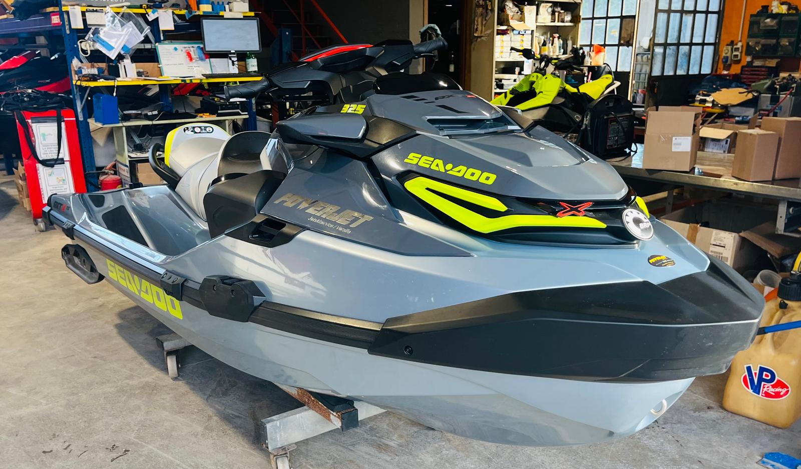 SEADOO RXT X-RS 325 Hp - immagine 4