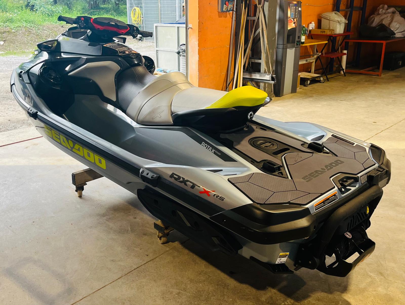 SEADOO RXT X-RS 325 Hp - immagine 5