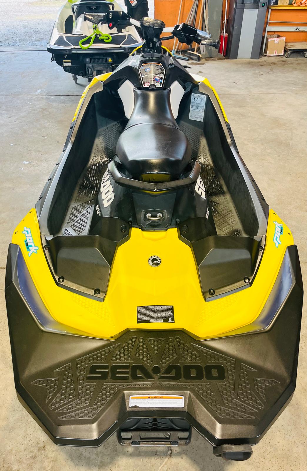 SEADOO Spark Trixx 3 up 90 hp - immagine 3